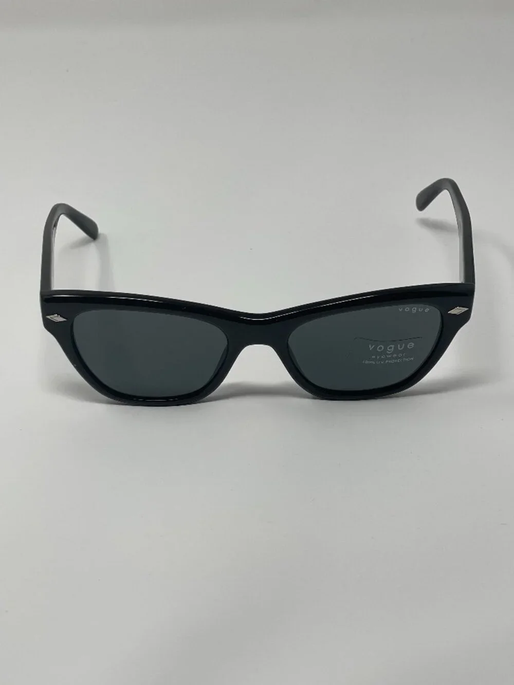 Vogue x Hailey Bieber | Cat Eye Sunglasses